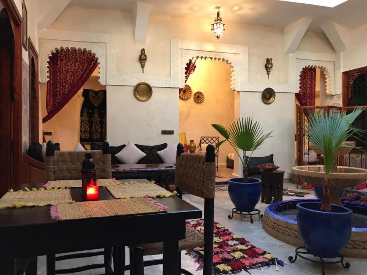 Dar Eljazouli Apartment มาร์ราเกช ภายนอก รูปภาพ