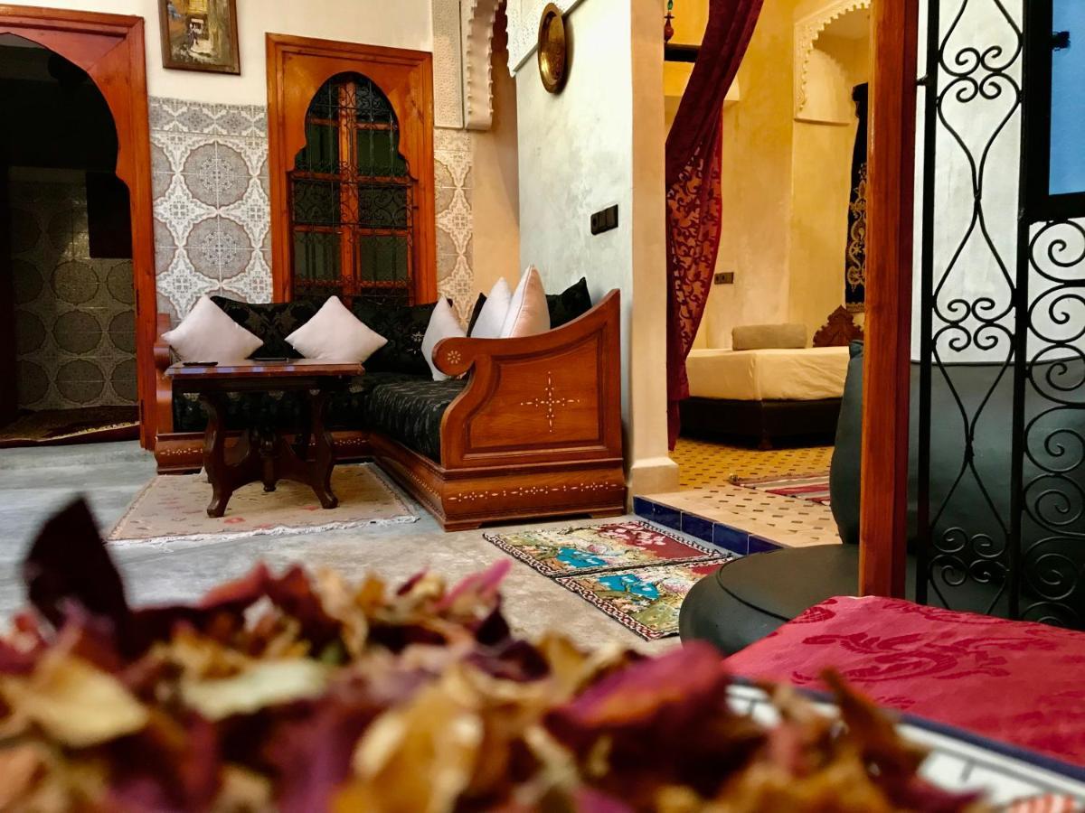 Dar Eljazouli Apartment มาร์ราเกช ภายนอก รูปภาพ