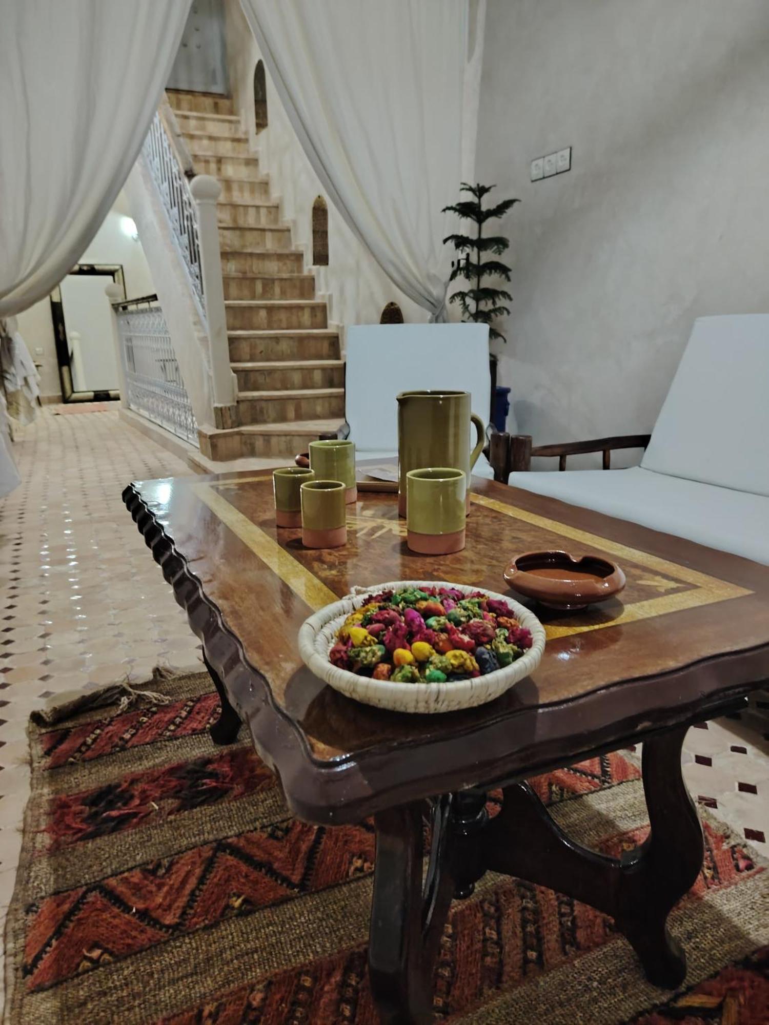 Dar Eljazouli Apartment มาร์ราเกช ภายนอก รูปภาพ